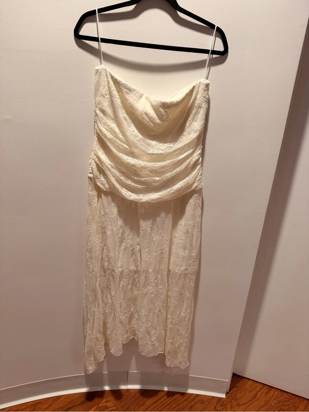 Abercrombie & Fitch Ivory Lace Strapless Ruched Maxi Dress Petite Large